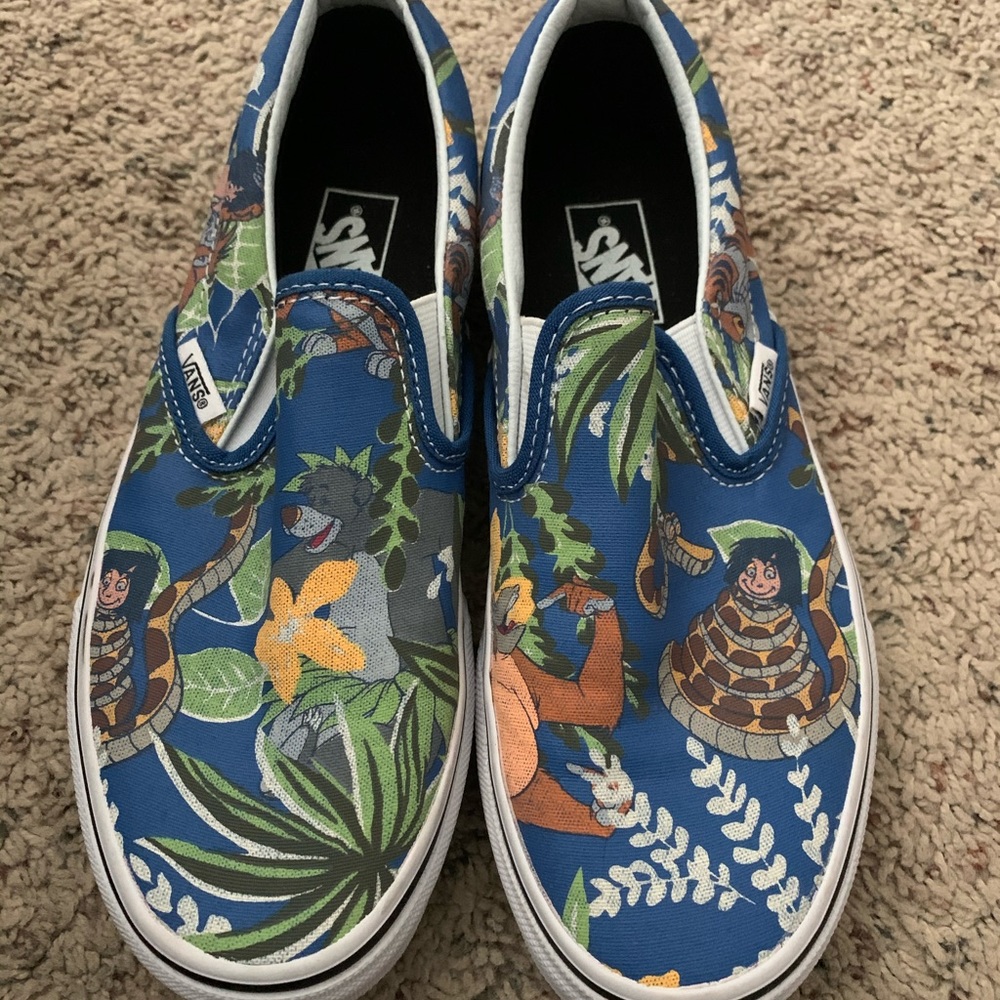 Disney Jungle Book vans women 6.5
